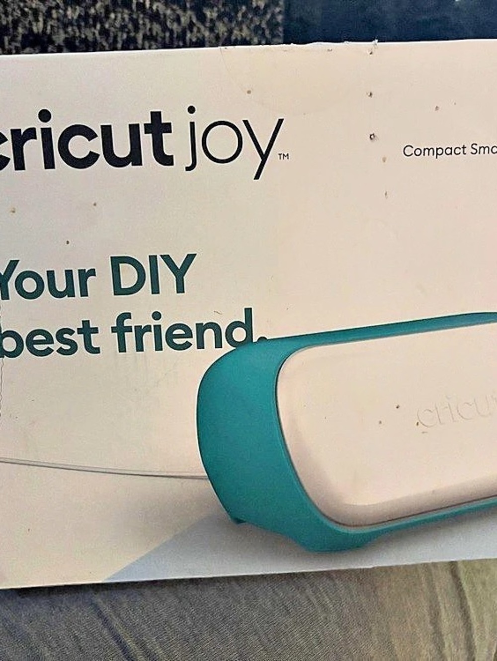 NEW Cricut Joy Compact Smart Cutting Machine (Open Box)